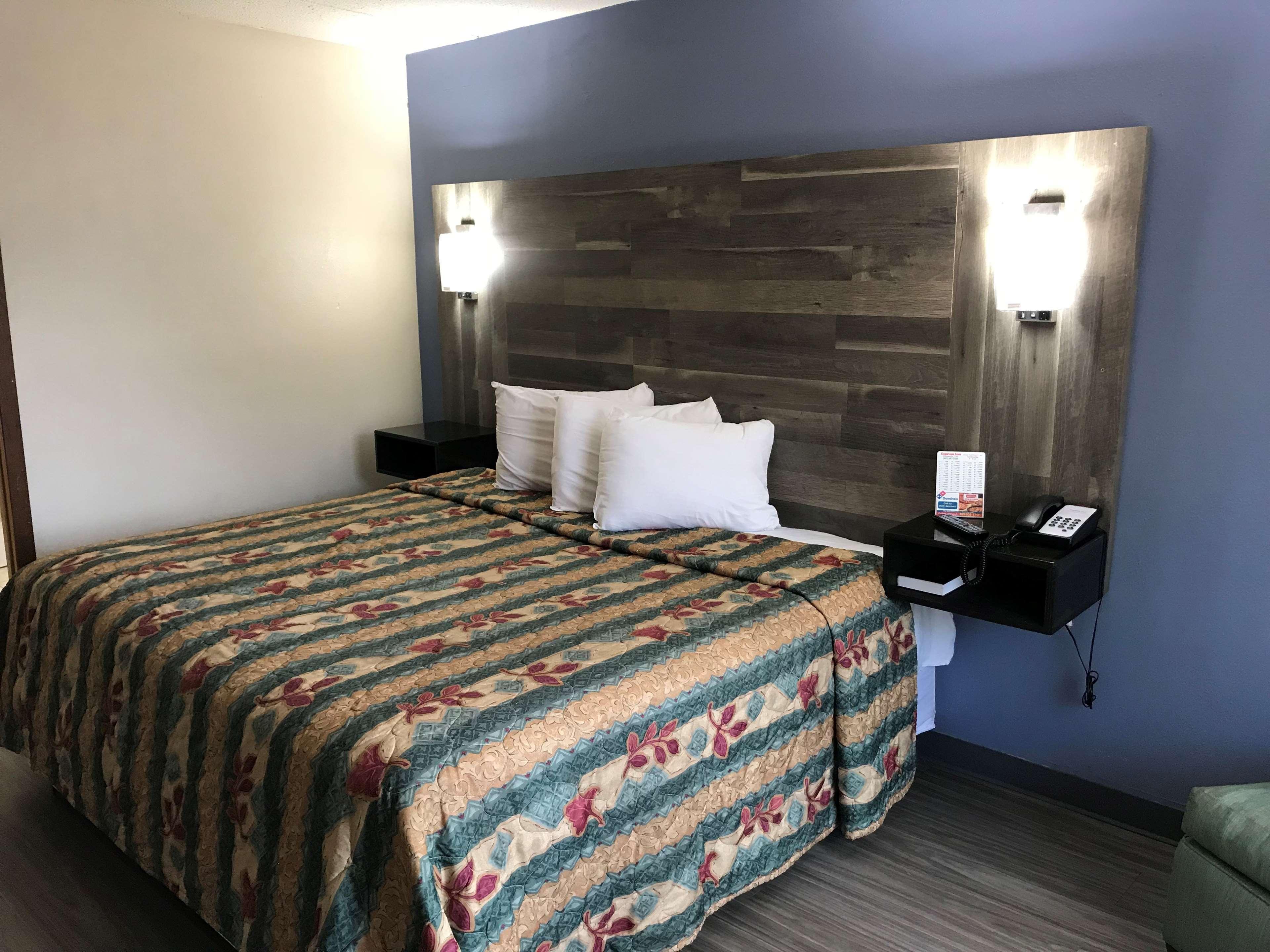 Days Inn By Wyndham Knoxville North Powell Eksteriør bilde