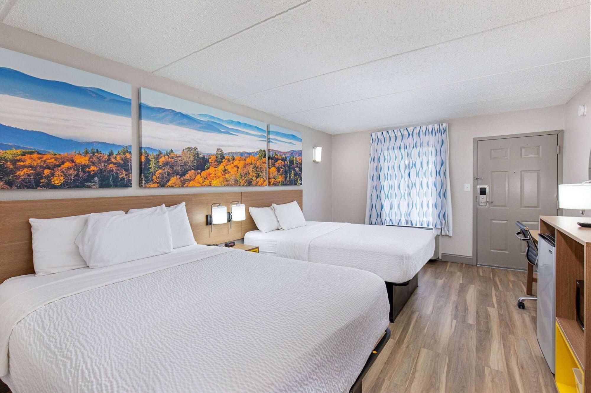 Days Inn By Wyndham Knoxville North Powell Eksteriør bilde