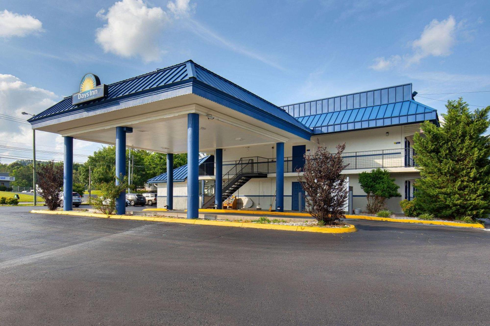 Days Inn By Wyndham Knoxville North Powell Eksteriør bilde