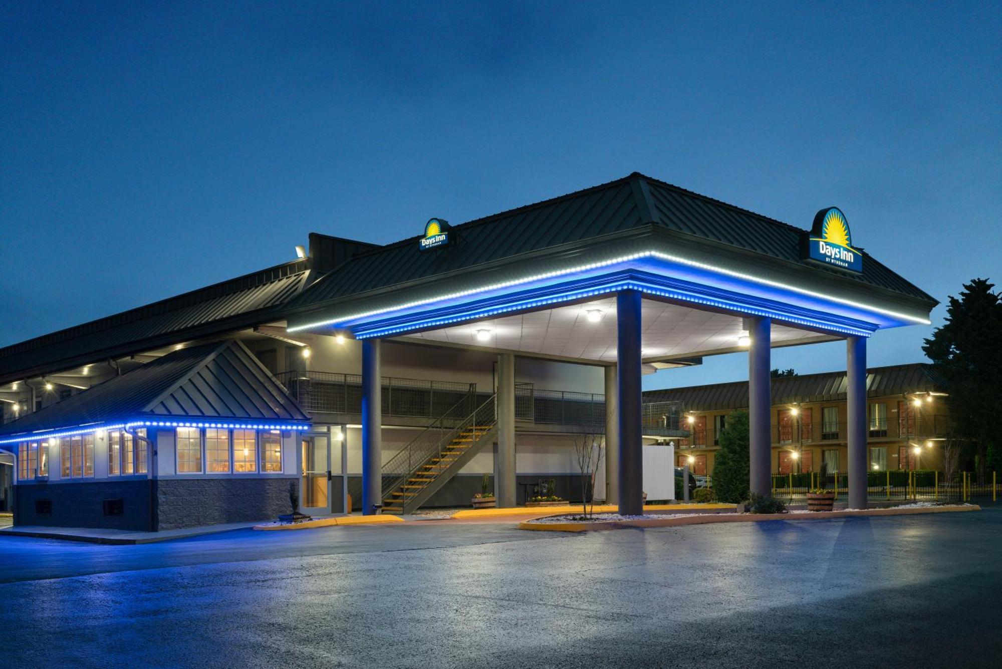 Days Inn By Wyndham Knoxville North Powell Eksteriør bilde