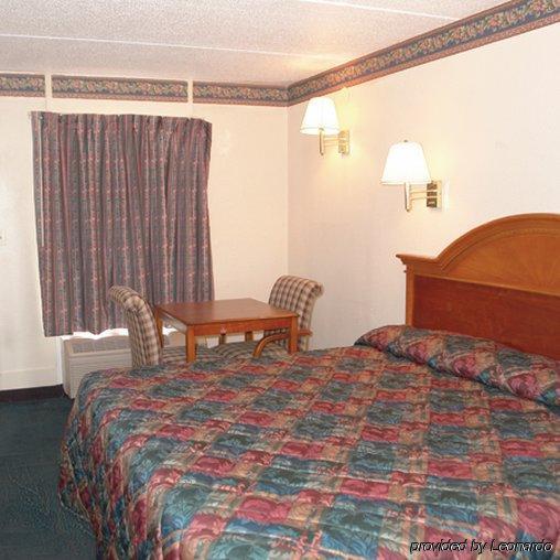 Days Inn By Wyndham Knoxville North Powell Rom bilde