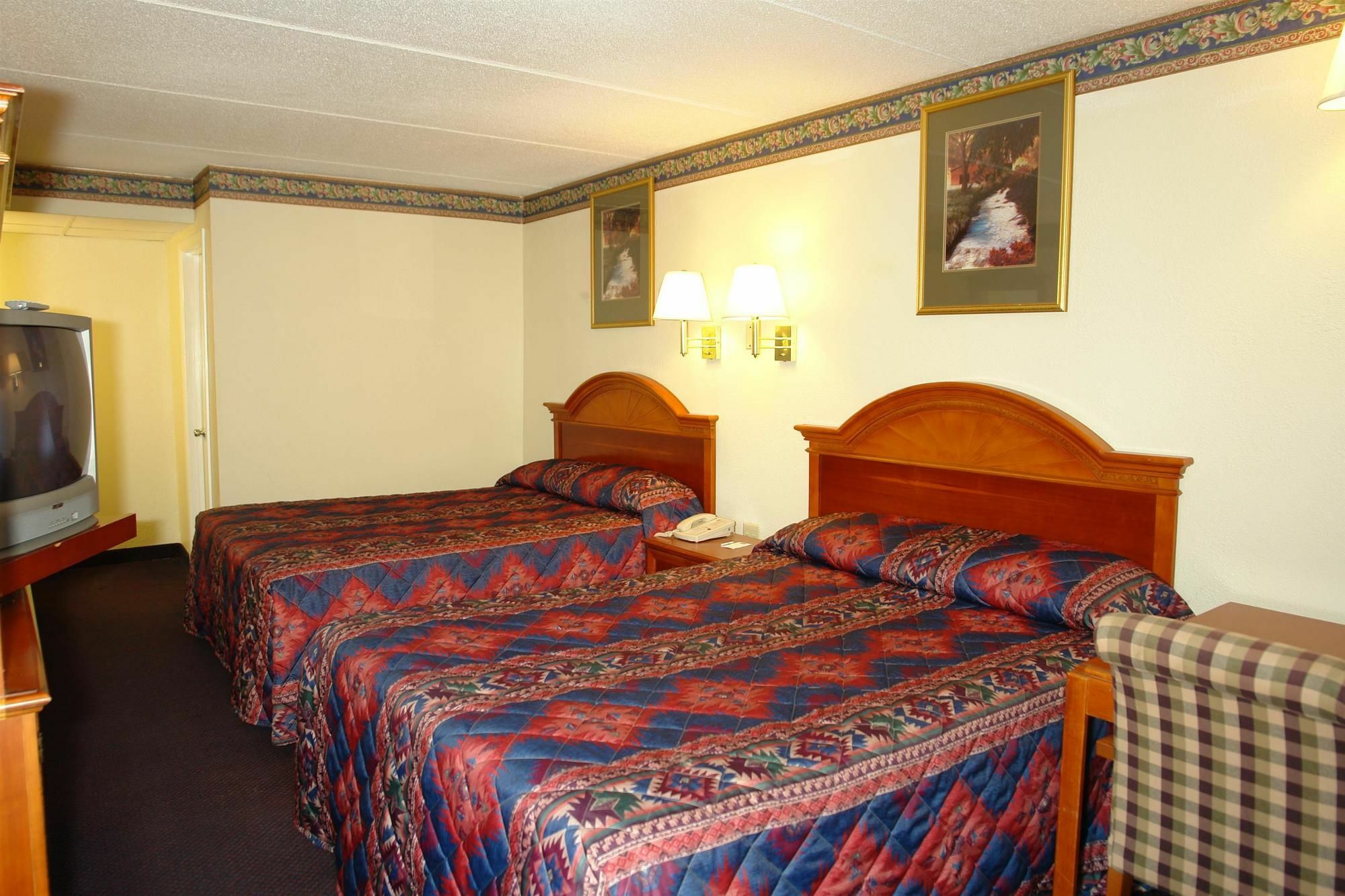 Days Inn By Wyndham Knoxville North Powell Eksteriør bilde